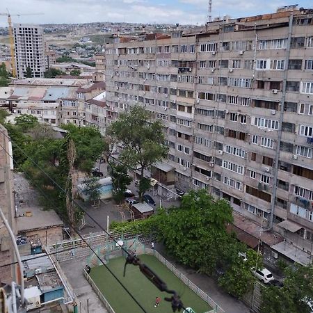 Large Apt Near Republic Square Apartman Jereván Kültér fotó
